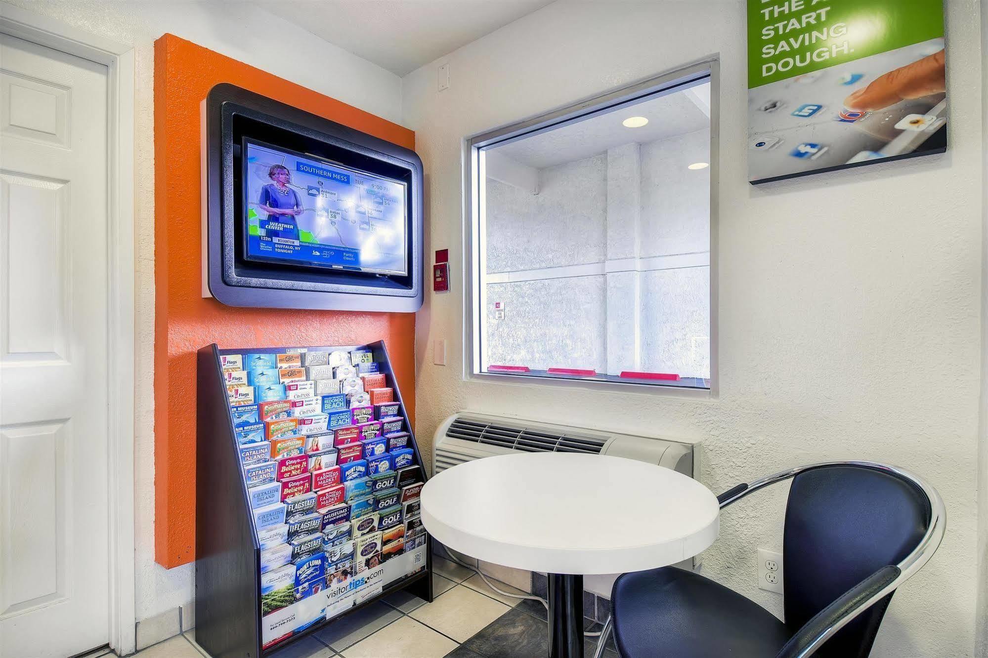 Motel 6-Chino, Ca - Los Angeles Area מראה חיצוני תמונה