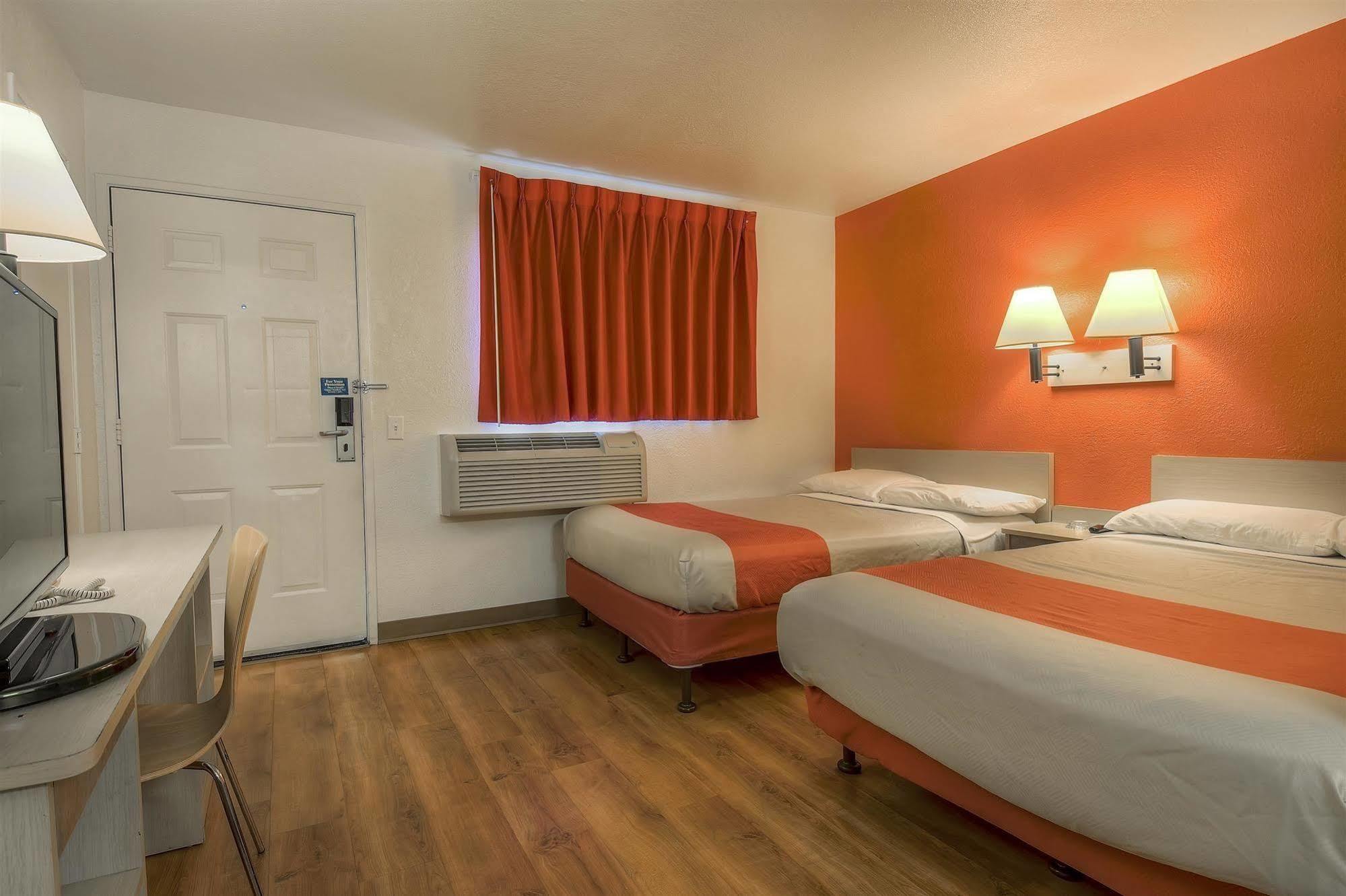 Motel 6-Chino, Ca - Los Angeles Area מראה חיצוני תמונה